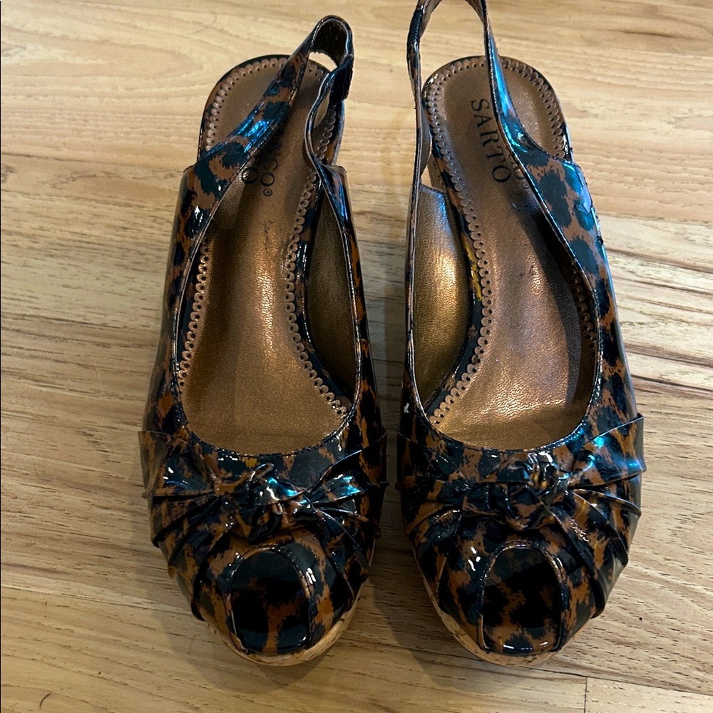 Franco sarto size 8 with small flaw
